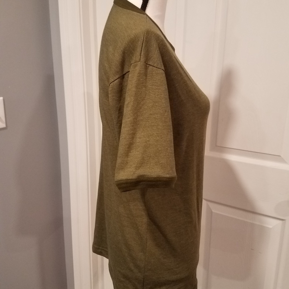 MOSSIMO ATHLETIC FIT ARMY GREEN TSHIRT. MEN'S SIZE SMALL, UNISEX SHIRT. - Picture 4 of 6